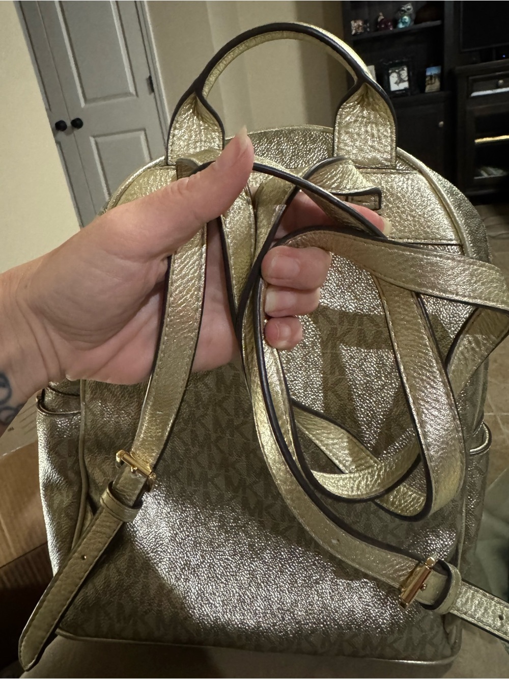 Michael Kors Metallic Gold Medium Backpack Gold hardware (2 c/o bottom pipe) - Picture 17 of 17